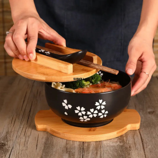 Japanese Style Rice Noodle Bowl with Lid, Spoon and Chopstick