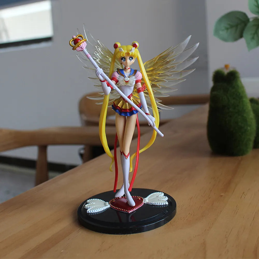 Anime Sailor Moon Tsukino Usagi Figure